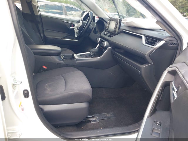 2019 Toyota Rav4 Xle მანქანა იყიდება აუქციონზე, vin: JTMW1RFV7KD015377, აუქციონის ნომერი: 43003757