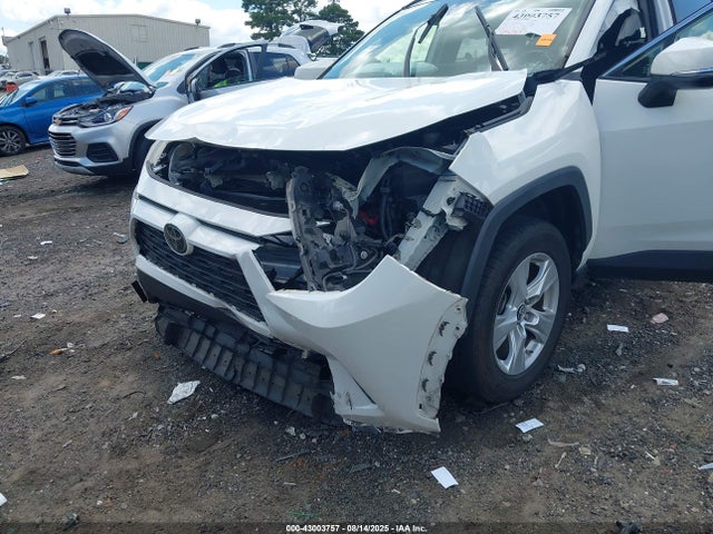 2019 Toyota Rav4 Xle მანქანა იყიდება აუქციონზე, vin: JTMW1RFV7KD015377, აუქციონის ნომერი: 43003757