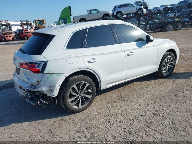 2021 AUDI Q5 WA1AAAFY3M2019747 Photo 3