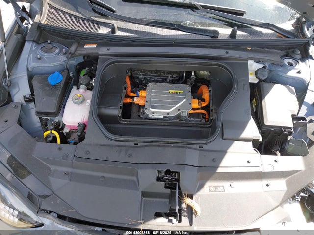 2024 HYUNDAI IONIQ 6 KMHM24AC7RA063255 Photo 9