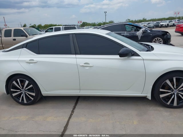 1N4BL4CV6LC267053 Nissan 2020