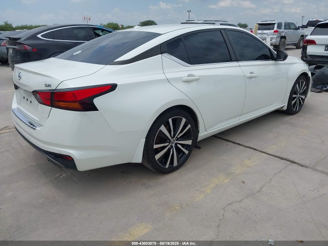 1N4BL4CV6LC267053 Nissan 2020
