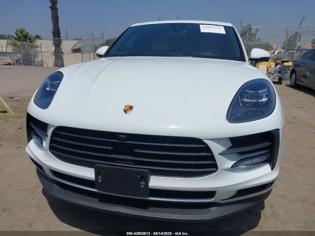Porsche Macan 2021 WP1AA2A52MLB06086 Image 12
