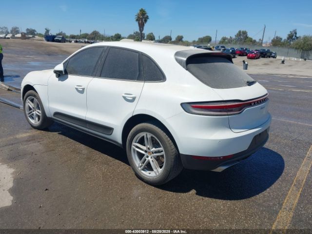 2021 PORSCHE MACAN WP1AA2A52MLB06086 Photo 2