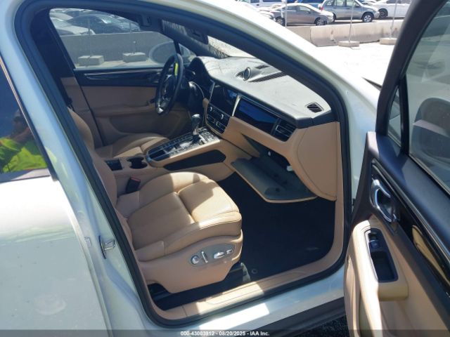 2021 PORSCHE MACAN WP1AA2A52MLB06086 Photo 4