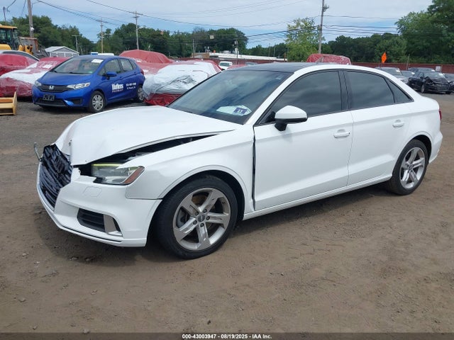 2017 AUDI A3 WAUAUGFF9H1026967 Photo 1