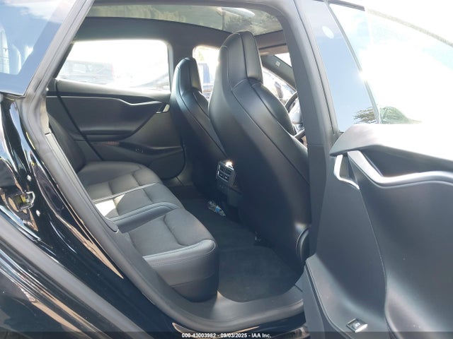 5YJSA1E2XJF272533 Tesla MODEL S