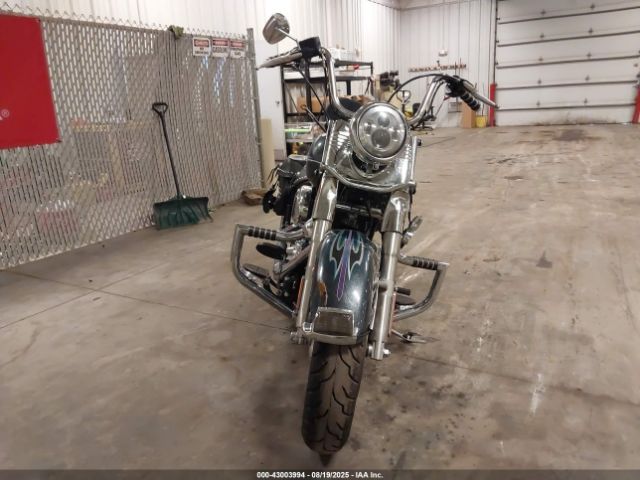 2015 HARLEY-DAVIDSON FLSTC 1HD1BWV14FB015941 Photo 4