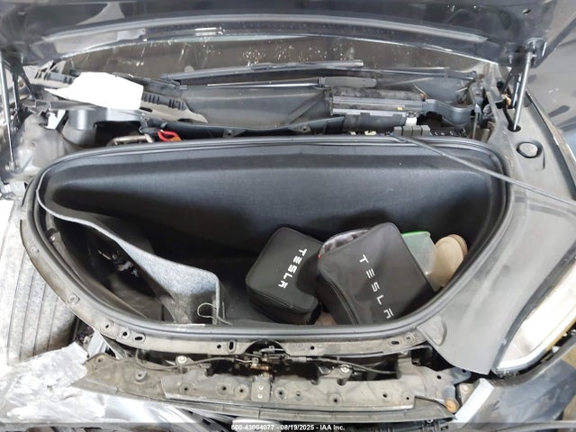 2018 TESLA MODEL X 5YJXCDE23JF125715 Photo 9