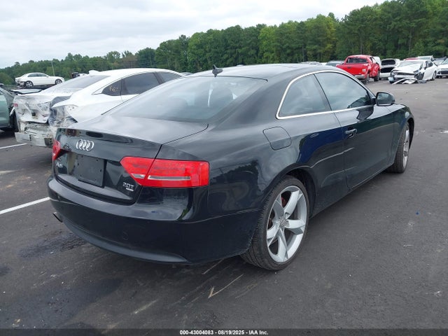 2010 AUDI A5 WAULFAFR1AA001920 Photo 3