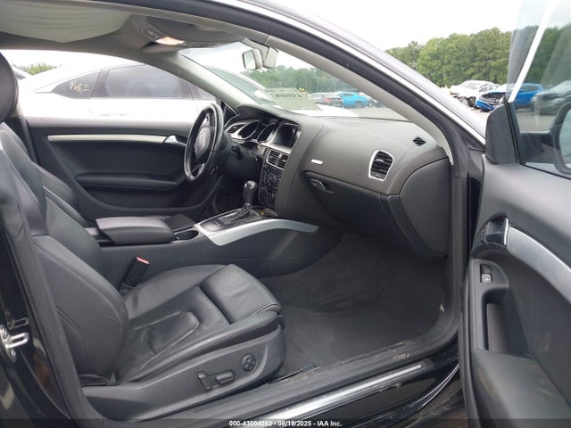 2010 AUDI A5 WAULFAFR1AA001920 Photo 4
