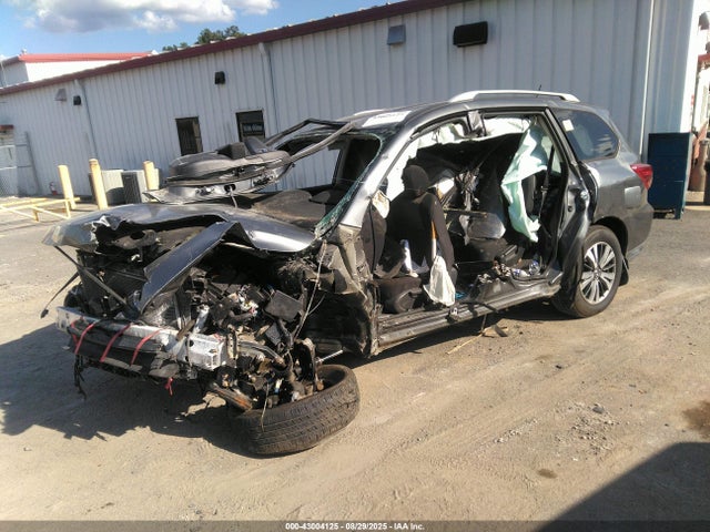 5N1DR2MM8HC622495 Nissan 2017
