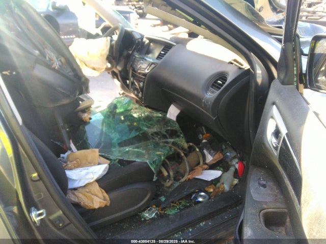 5N1DR2MM8HC622495 Nissan 2017