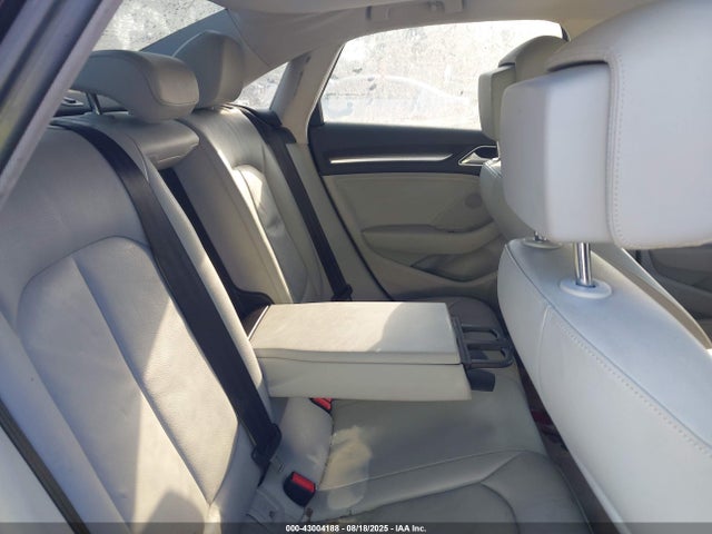 2015 AUDI A3 WAUCCGFF7F1012168 Photo 7