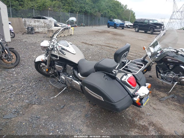 2015 SUZUKI VL1500 JS1VY56A4F2100220 Photo 2