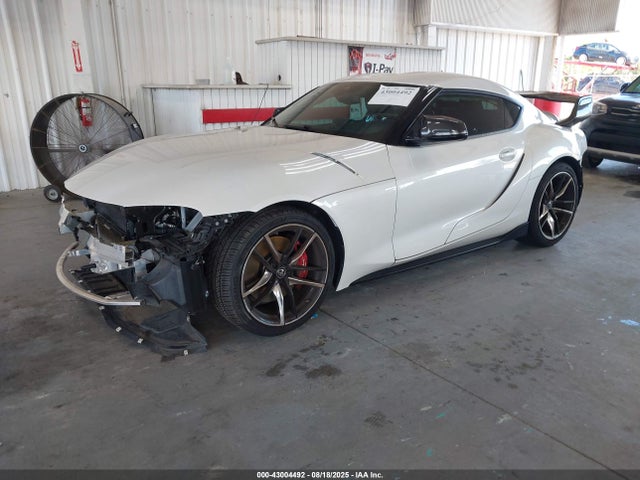Toyota Supra 2021 WZ1DB0C06MW039705 Image 2