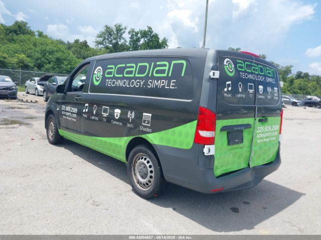 2017 MERCEDES-BENZ METRIS WD3PG2EA5H3229527 Photo 2