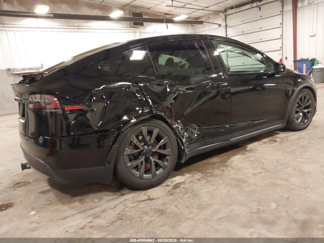 2023 TESLA MODEL X 7SAXCDE58PF371780 Photo 3