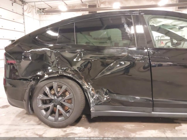 2023 TESLA MODEL X 7SAXCDE58PF371780 Photo 5