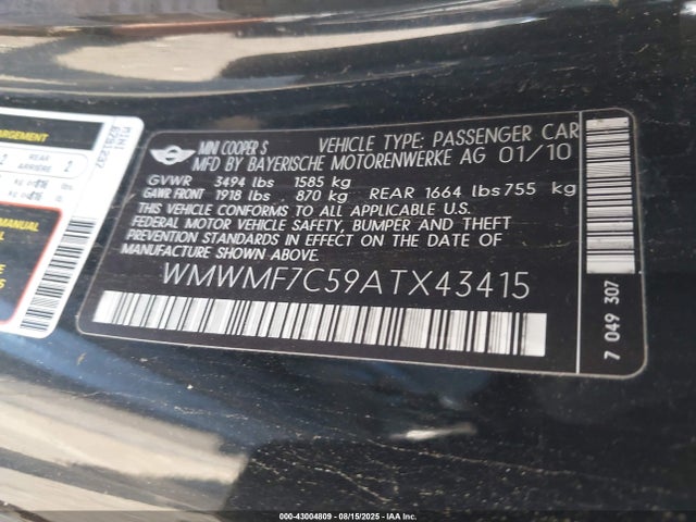 2010 MINI COOPER S WMWMF7C59ATX43415 Photo 8
