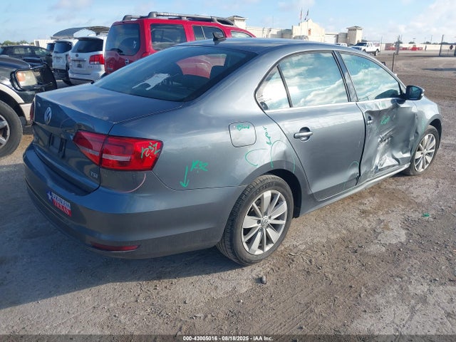 Volkswagen 1.8t 2015 3VWD17AJ2FM320695 Image 4