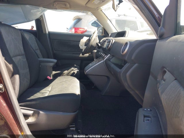 Scion 2az-fe 2014 JTLZE4FE1EJ060815 Image 5