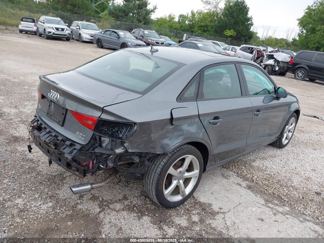 2016 AUDI A3 WAUB8GFF9G1045817 Photo 3