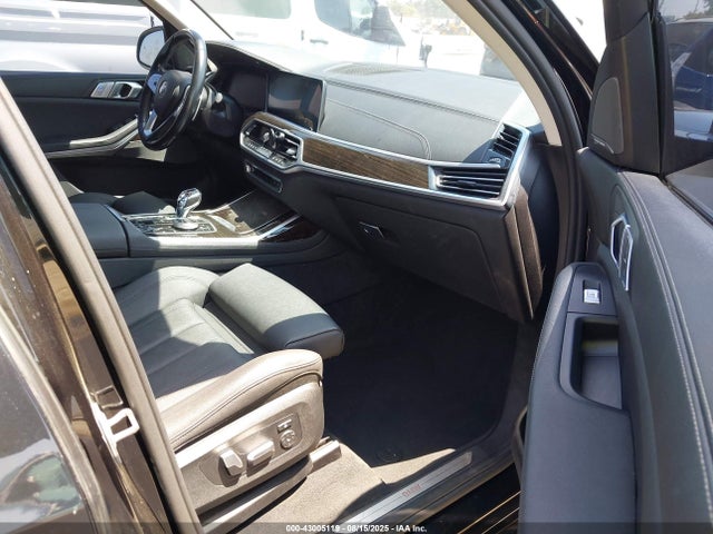 5UXCW2C01L9C29727 BMW X7