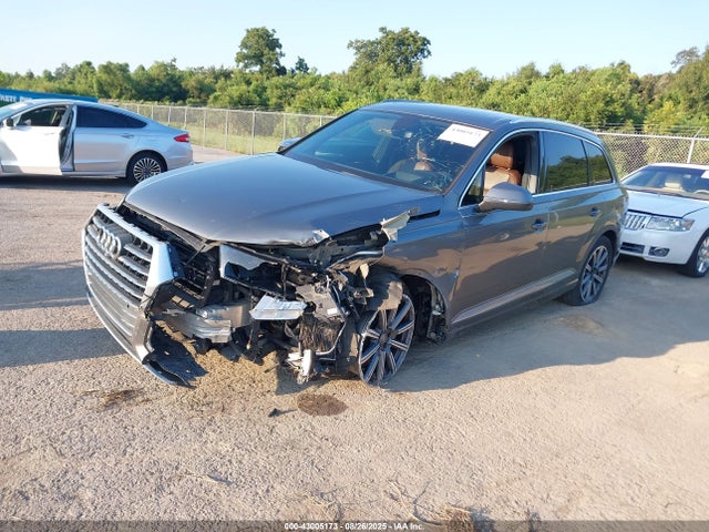 2017 AUDI Q7 WA1VAAF76HD007689 Photo 1