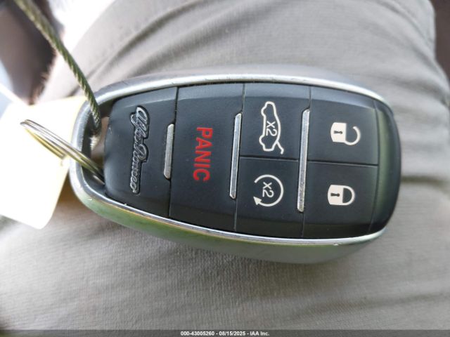 2018 ALFA ROMEO STELVIO ZASFAKPN0J7B90578 Photo 10