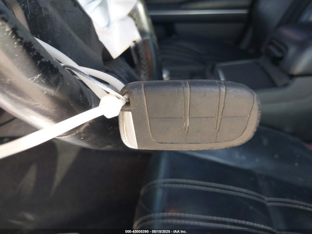 2018 CHRYSLER 300 2C3CCABG3JH269504 Photo 10