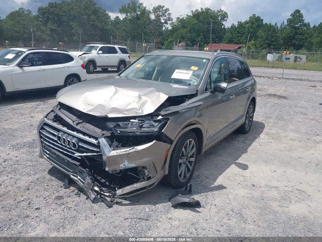 2017 AUDI Q7 WA1VAAF71HD037344 Photo 1