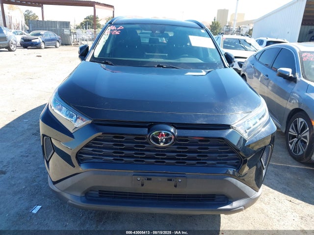Toyota RAV4 LE 2019 2T3K1RFV7KC018671 Image 12