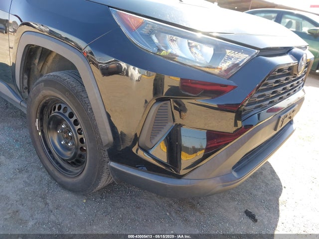 Toyota RAV4 LE 2019 2T3K1RFV7KC018671 Image 6