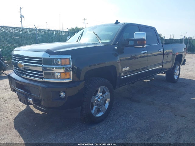 Chevrolet lml 2015 1GC1KXE86FF572380 Image 2