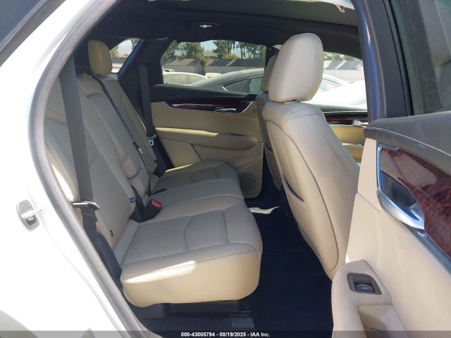 2018 CADILLAC XT5 1GYKNDRS8JZ197528 Photo 7