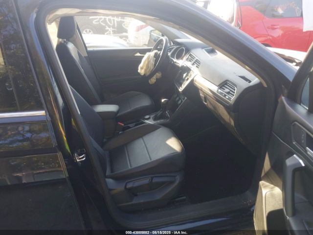 2020 VOLKSWAGEN TIGUAN 3VV2B7AX5LM154035 Photo 4