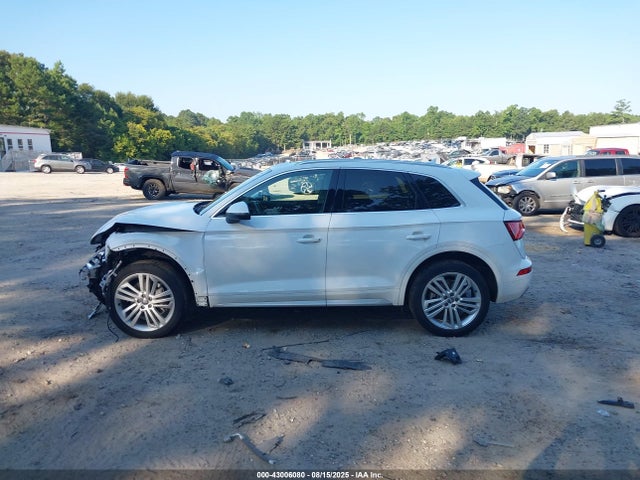 WA1BNAFY8J2231807 Audi Q5