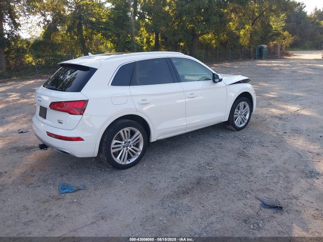2018 AUDI Q5 WA1BNAFY8J2231807 Photo 3