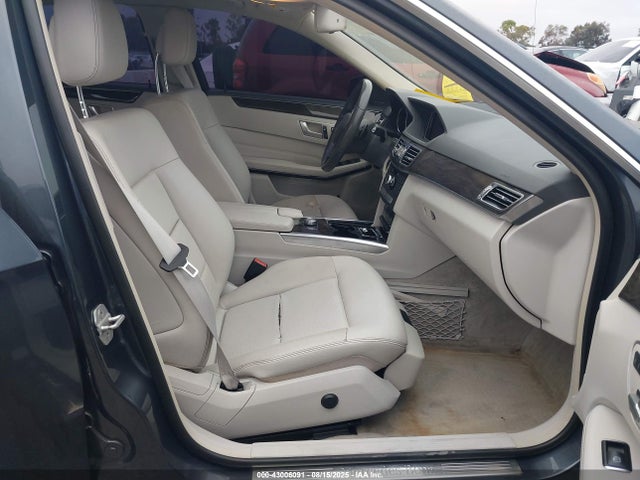 WDDHF5KB9EA809551 Mercedes-Benz E-Class