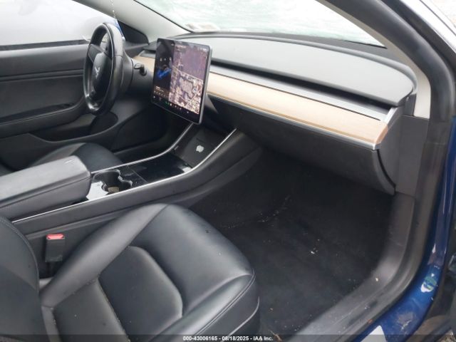 2019 TESLA MODEL 3 5YJ3E1EB0KF211069 Photo 4