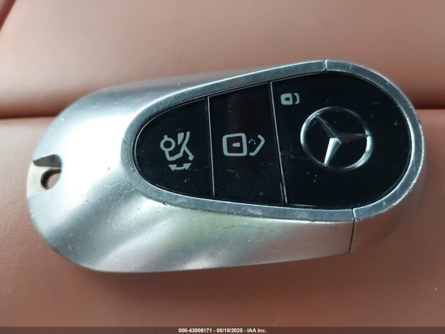 W1K6G7GB5RA292215 Mercedes-Benz m176