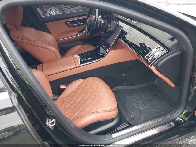 W1K6G7GB5RA292215 Mercedes-Benz m176
