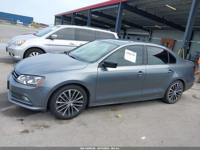 3VWD17AJXGM300440 Volkswagen 1.8t