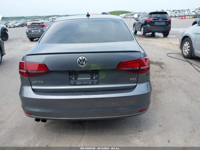 3VWD17AJXGM300440 Volkswagen 1.8t