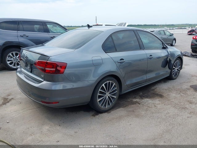 3VWD17AJXGM300440 Volkswagen 1.8t