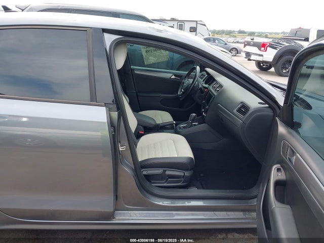 3VWD17AJXGM300440 Volkswagen 1.8t