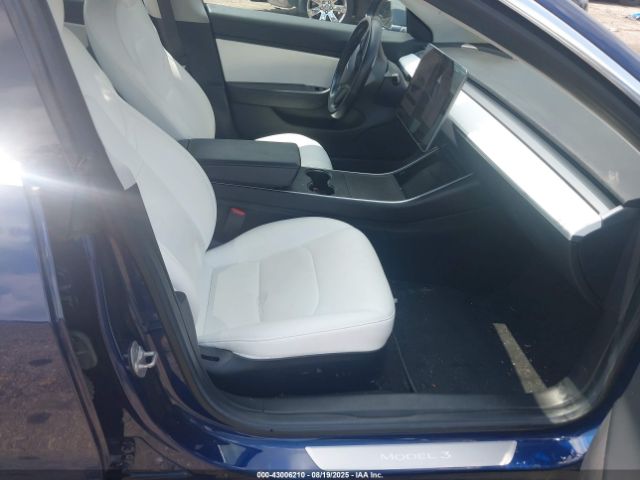 2018 TESLA MODEL 3 5YJ3E1EB3JF097759 Photo 4