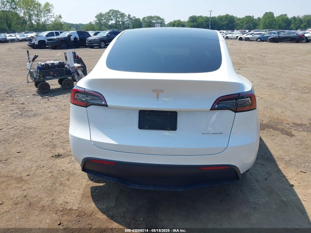 Tesla Model Y 2023 7SAYGDEE4PF662219 Image 16