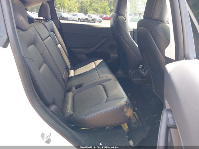 2023 TESLA MODEL Y 7SAYGDEE4PF662219 Photo 7